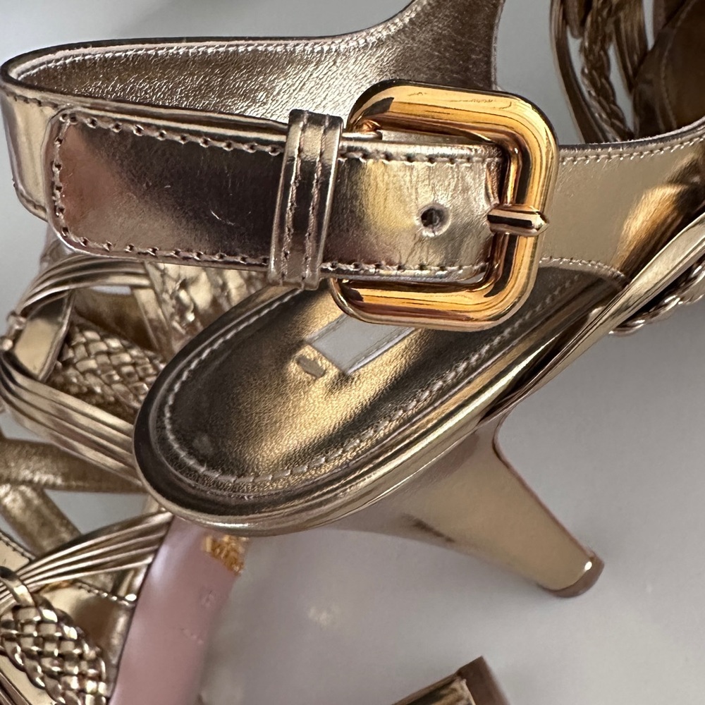 Prada Gold Metallic Woven all leather Platform Sandals 38 1/2 (Mint Condition) - Picture 3 of 15